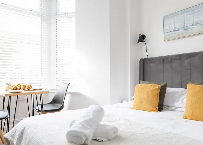 Bay City Studio Apartments